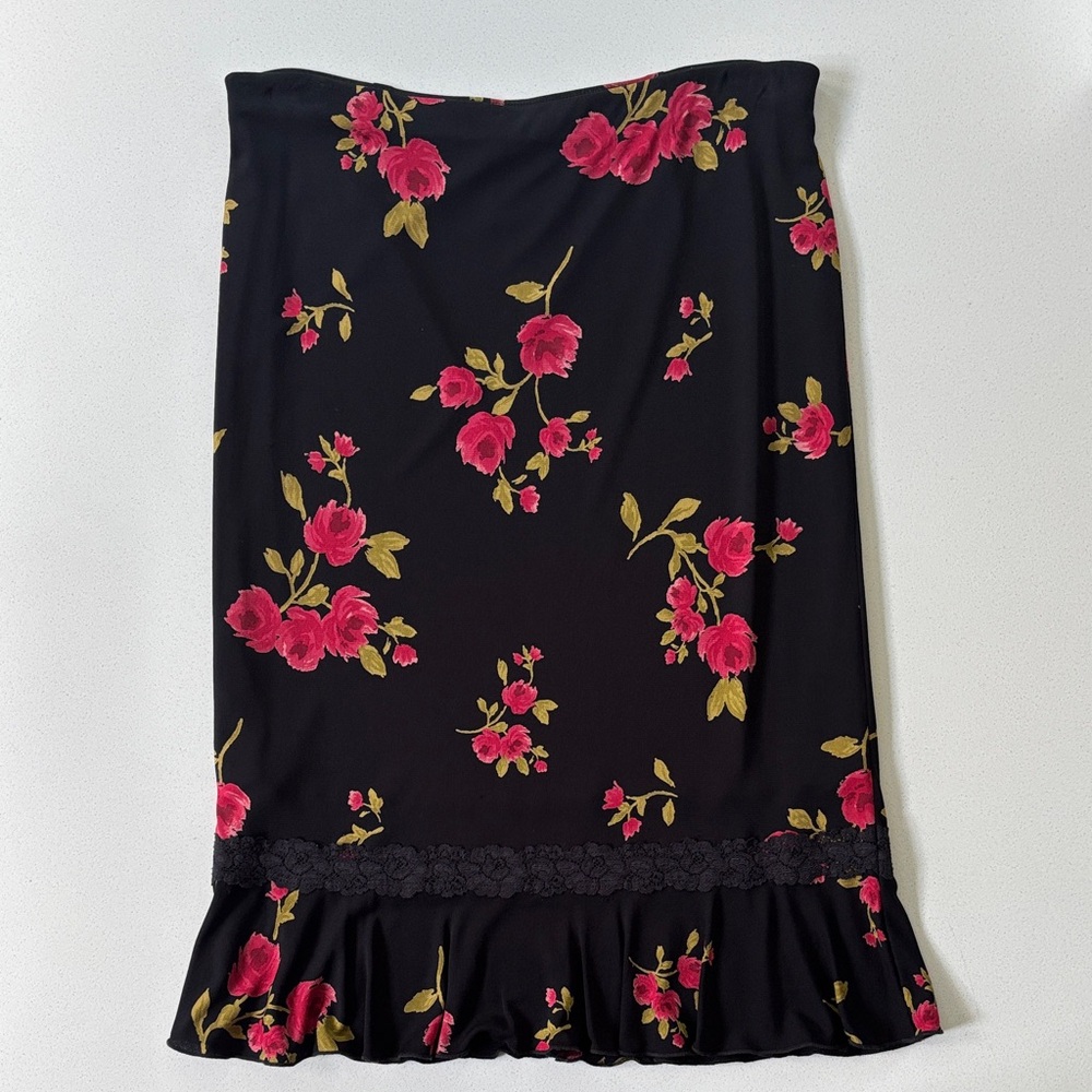 Guess Collection Black and Pink Floral Skirt